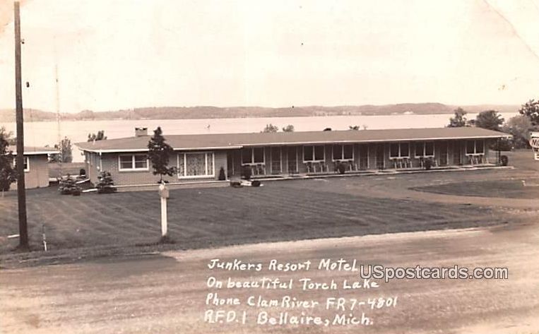 Junkers Resort Motel - Old Postcard